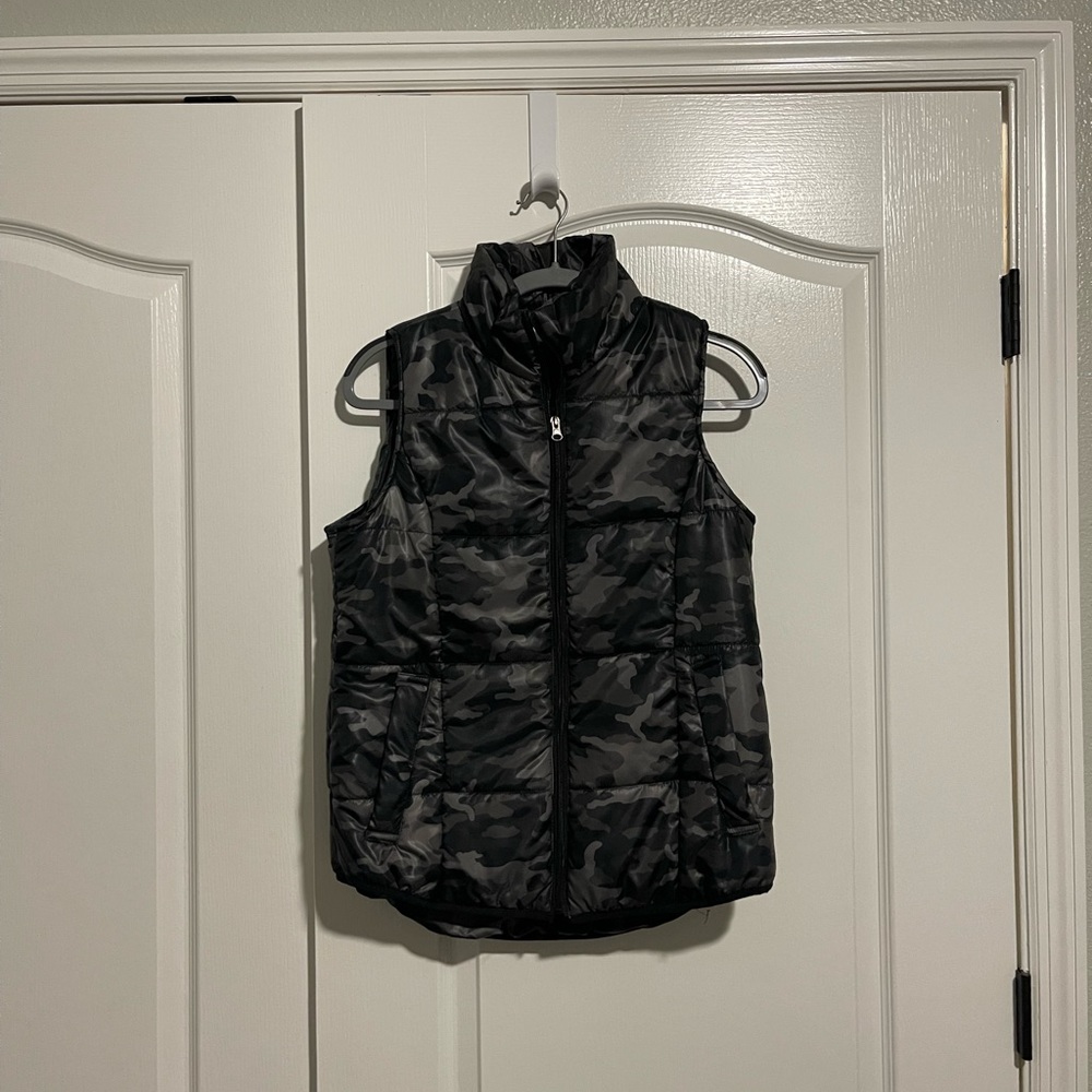 Camo Puffer Vest